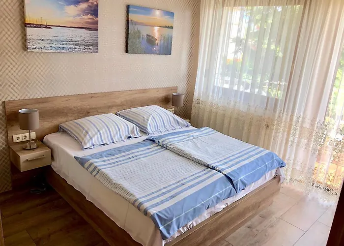 Unio 1 Apartman *